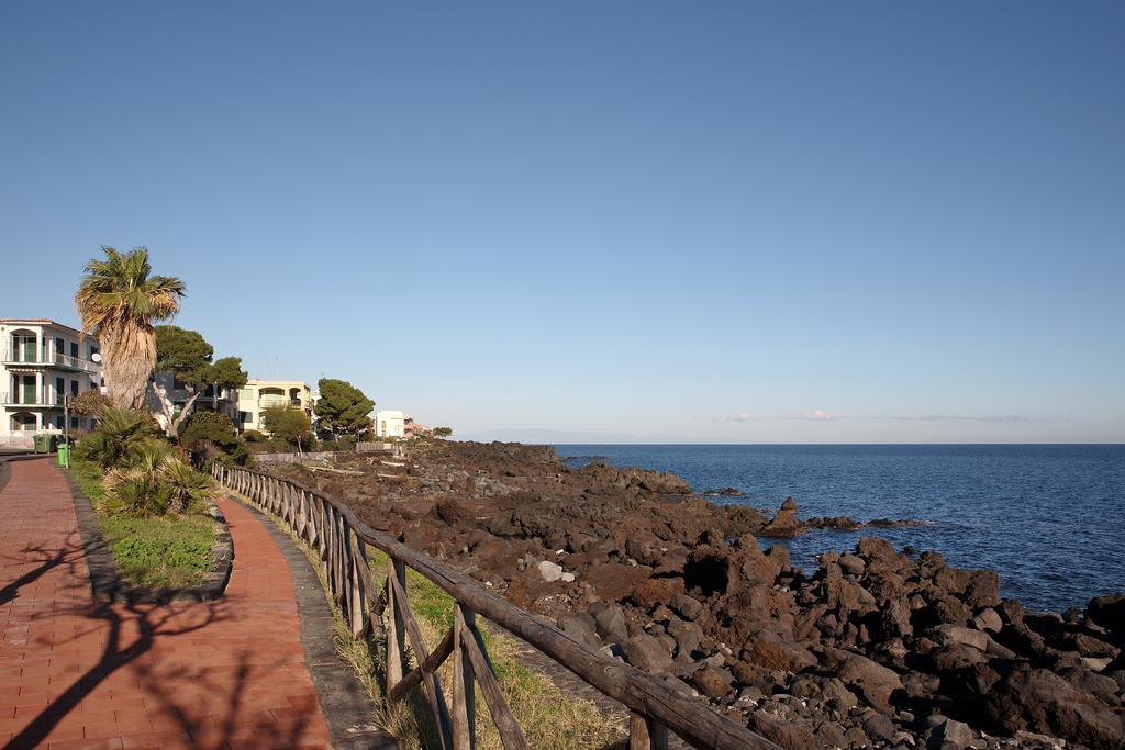 Adriana Casa Vacanze Mare Etna Sicilia Acireale Oda fotoğraf