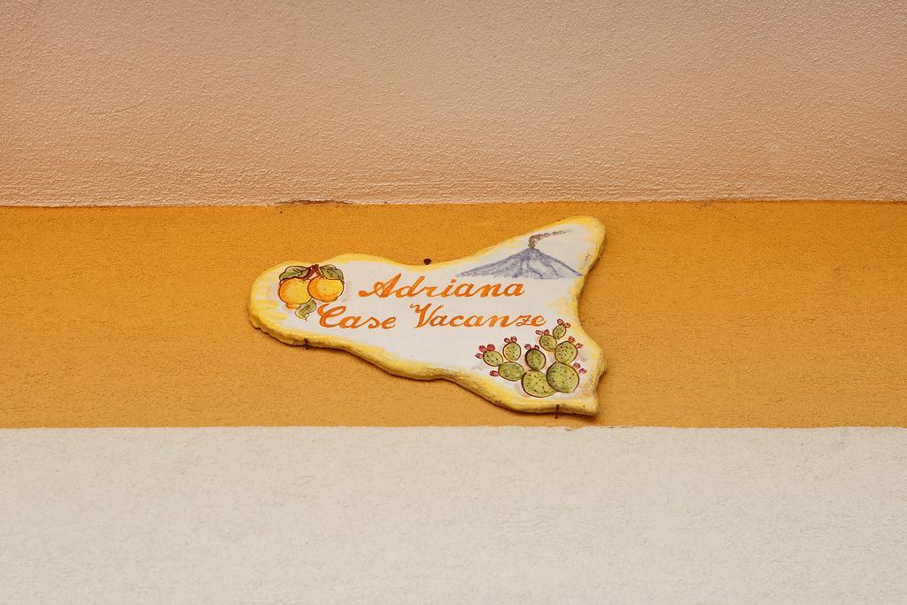 Adriana Casa Vacanze Mare Etna Sicilia Acireale Oda fotoğraf